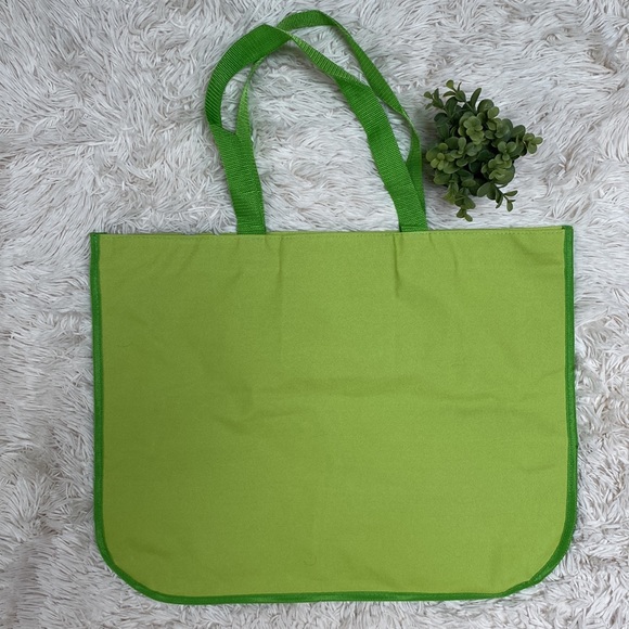 ๐HP๐ St. Martin Embroidered Beach Tote NWOT ๐ Green - Picture 5 of 11